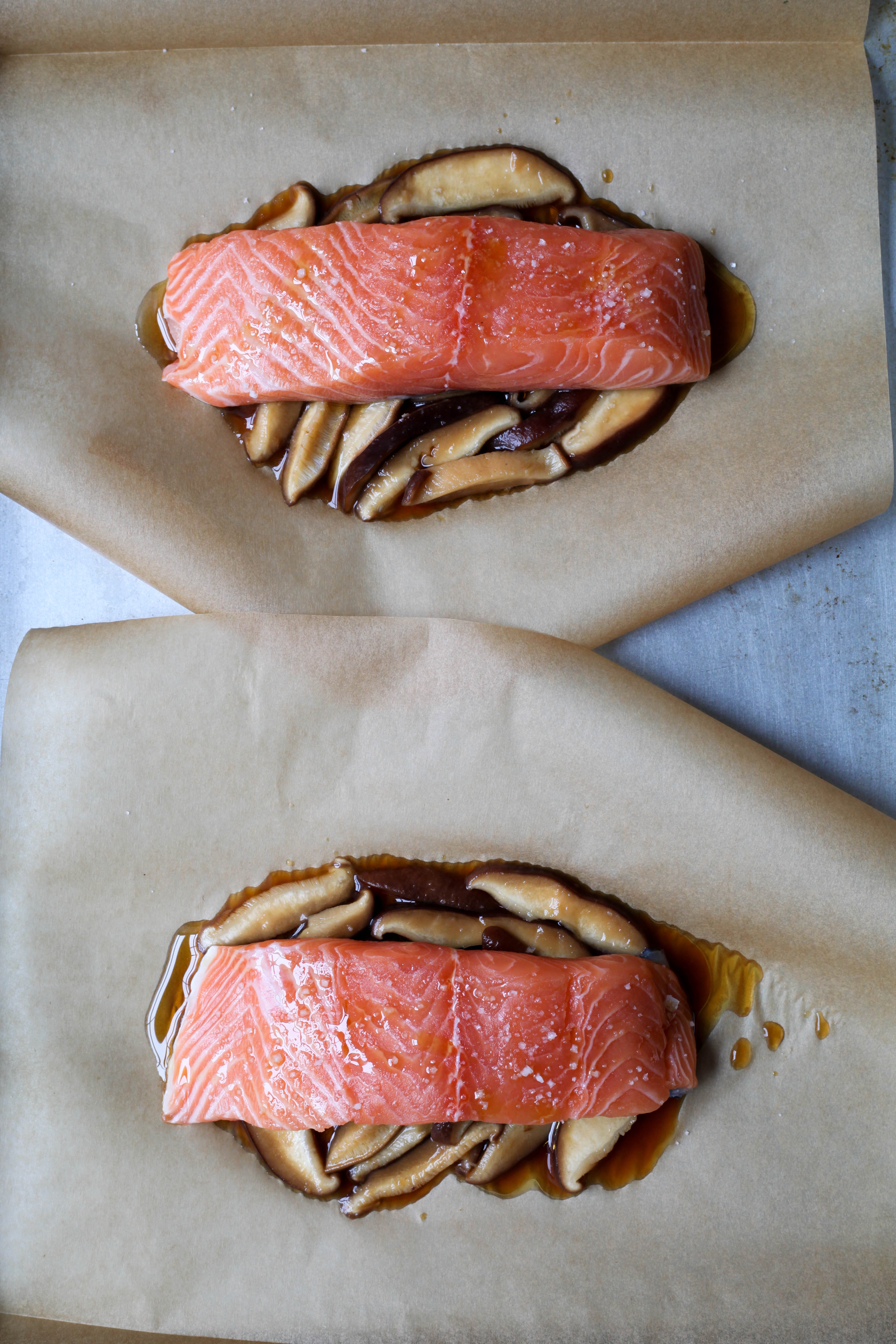 Salmon With Shiitakes in Parchment