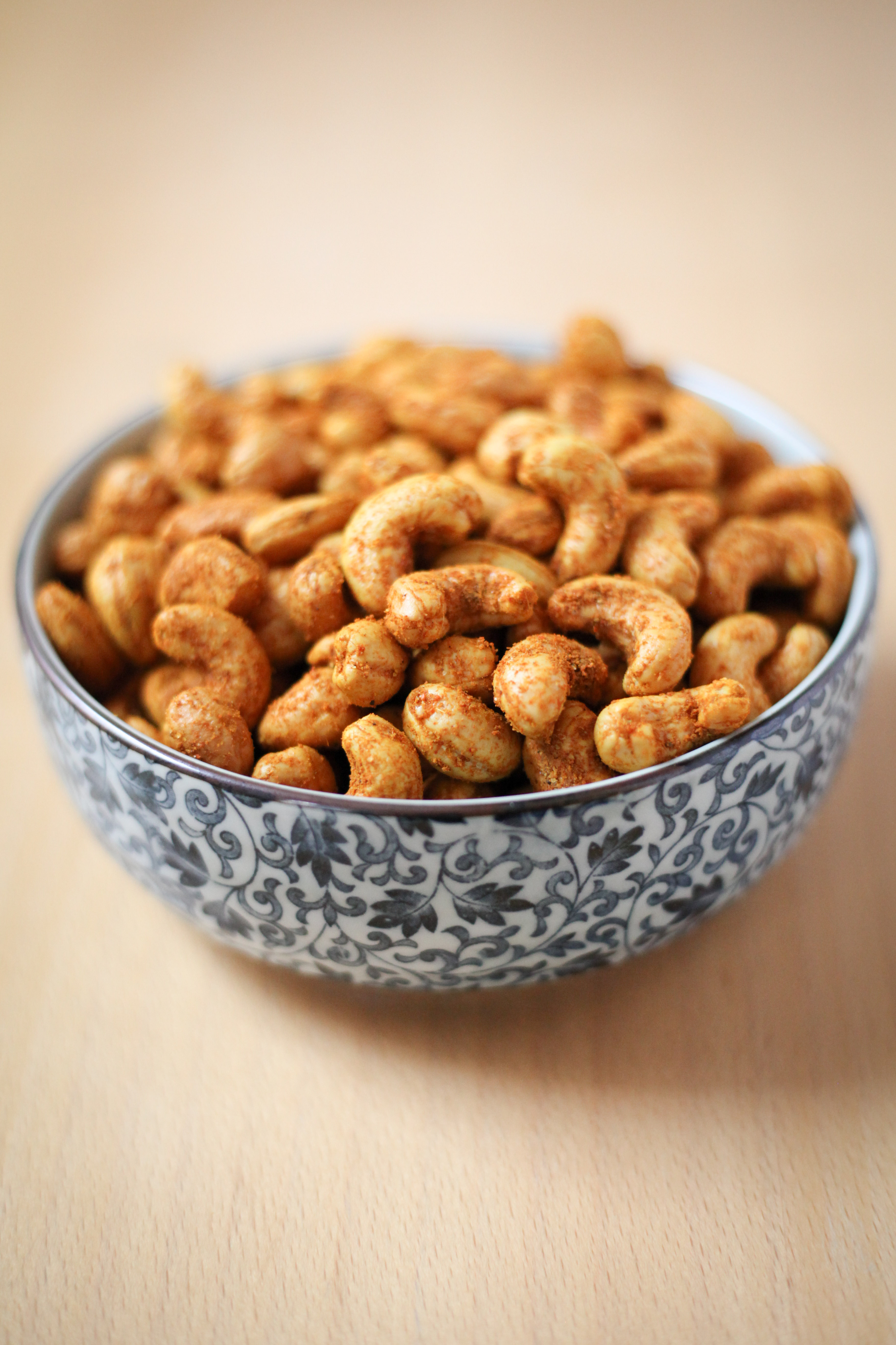 Curry Cashews | amodestfeast.com | @amodestfeast