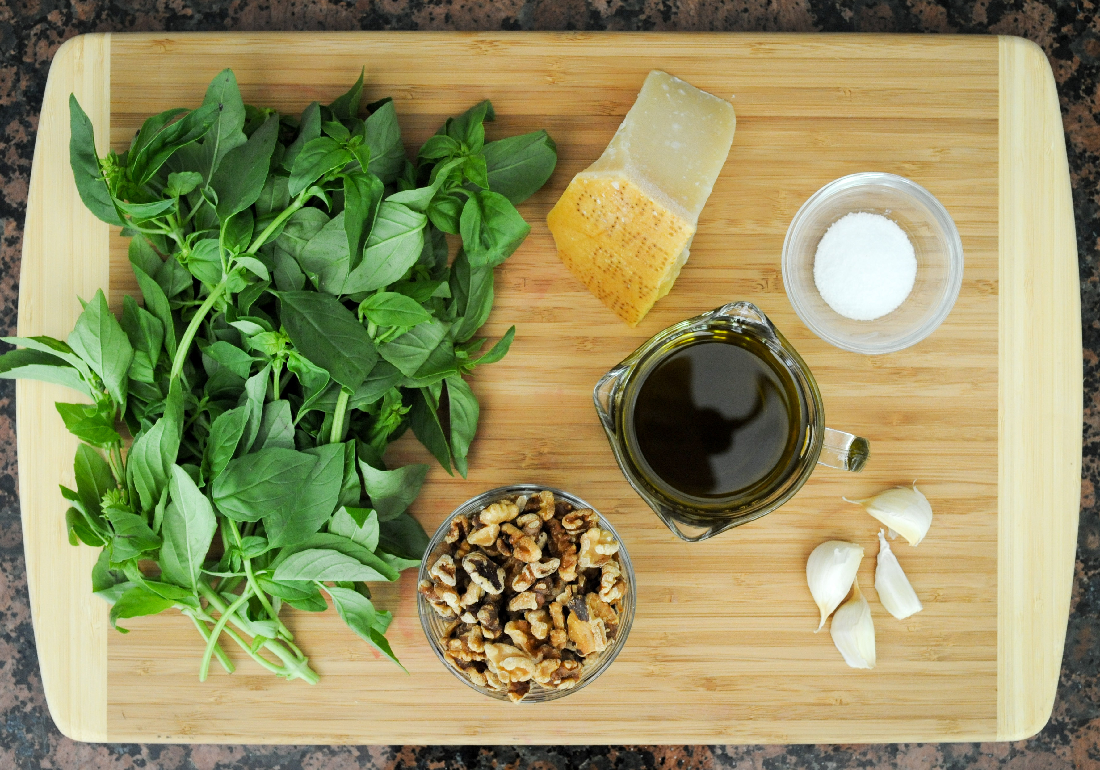 Pesto ingredients