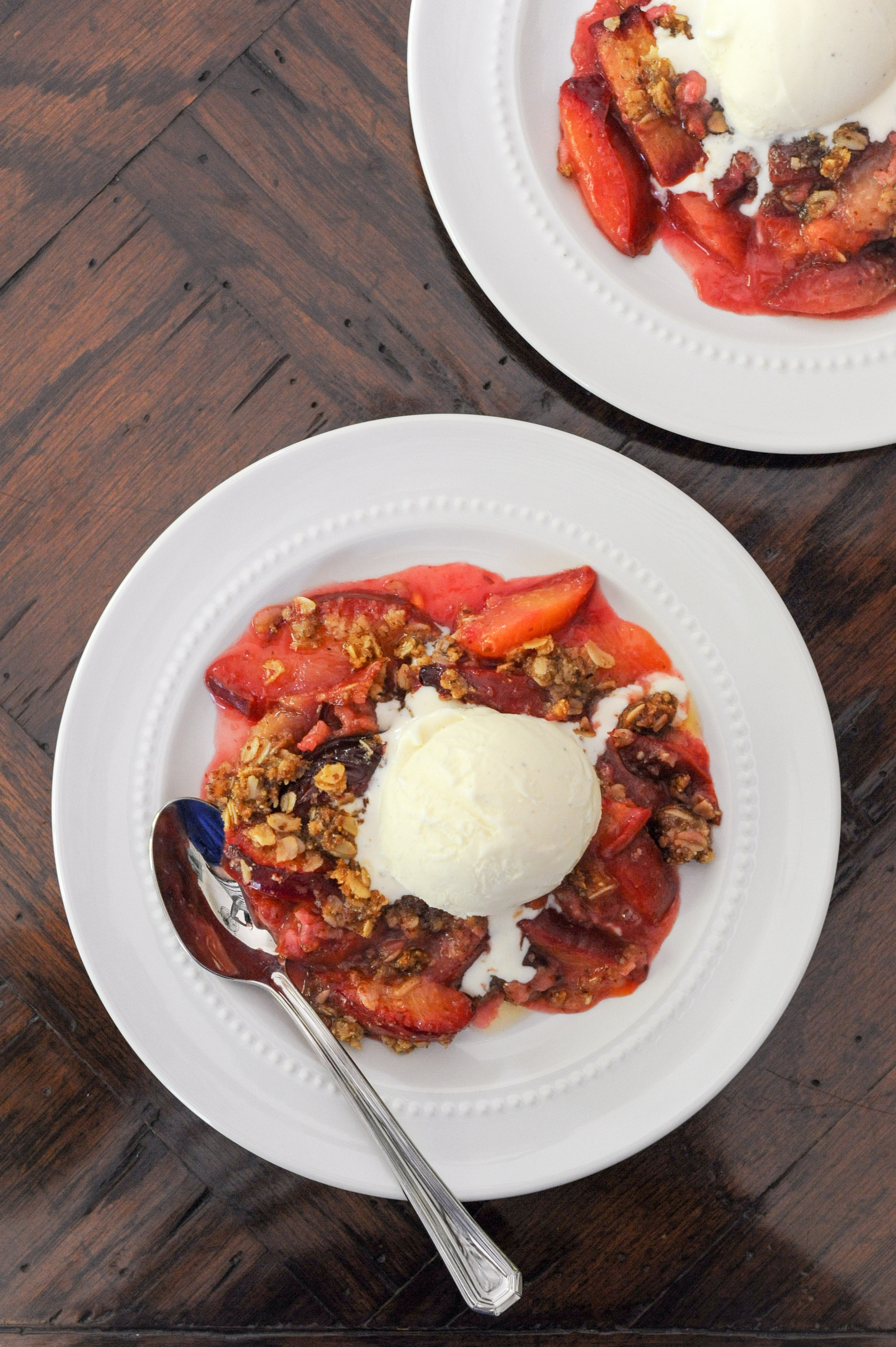 Gluten-Free Plum-Ginger Crisp | amodestfeast.com | @amodestfeastt